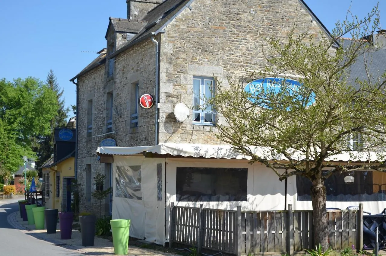 A Deux Pas De L'Oust Villa Montertelot